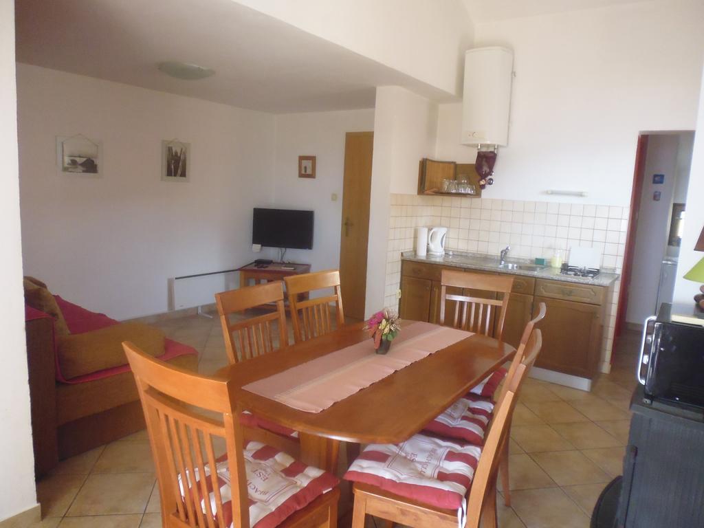 Apartments Jadranka Povile Novi Vinodolski Room photo
